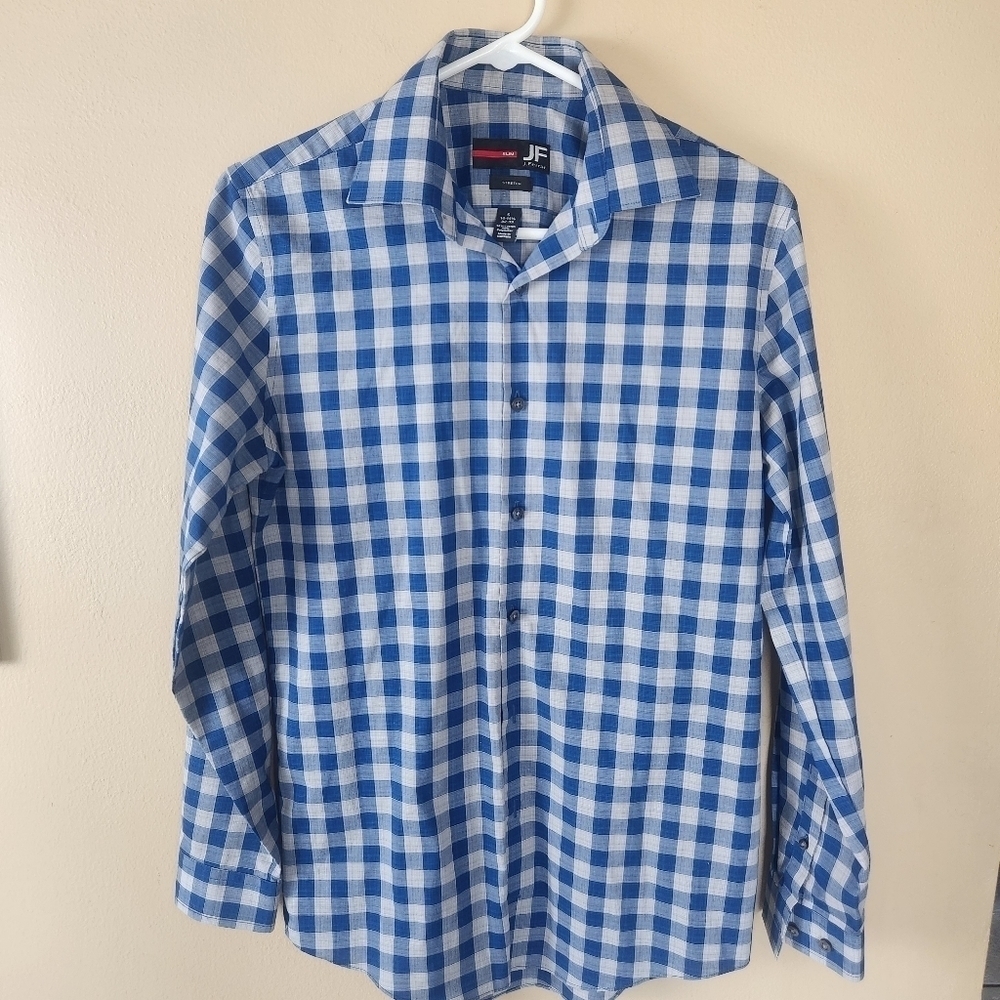 JF j.ferrar (slim) stretch size Small 14 /141/2 32-33